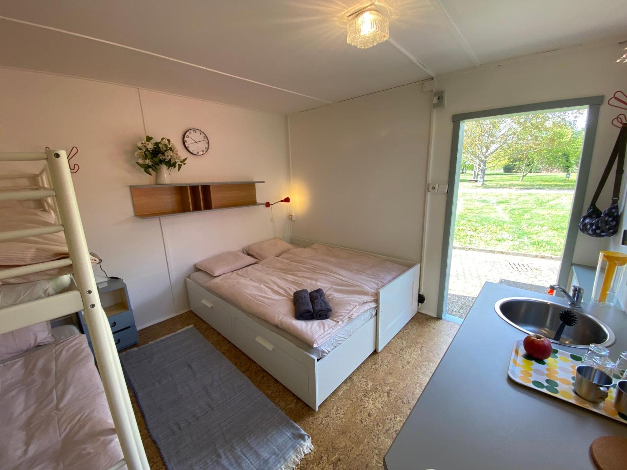 Prague Camping Dzban Екстер'єр фото