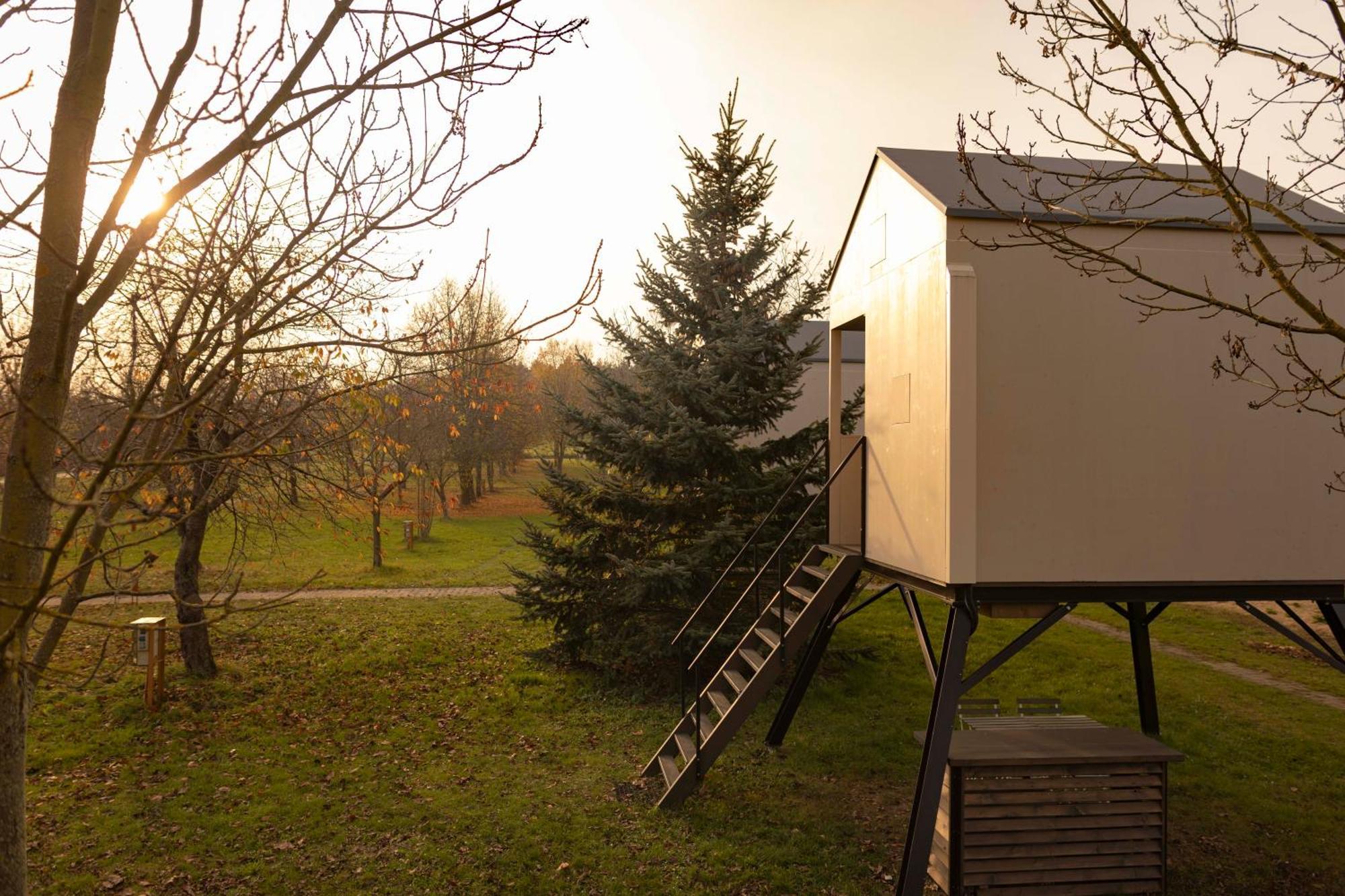 Prague Camping Dzban Екстер'єр фото